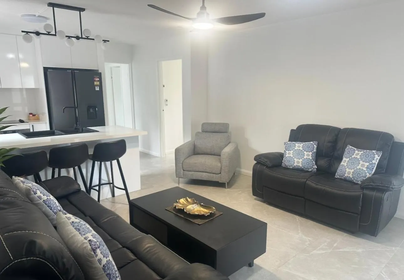 דירה Rio Grand Peninsular Dr גולד קוסט