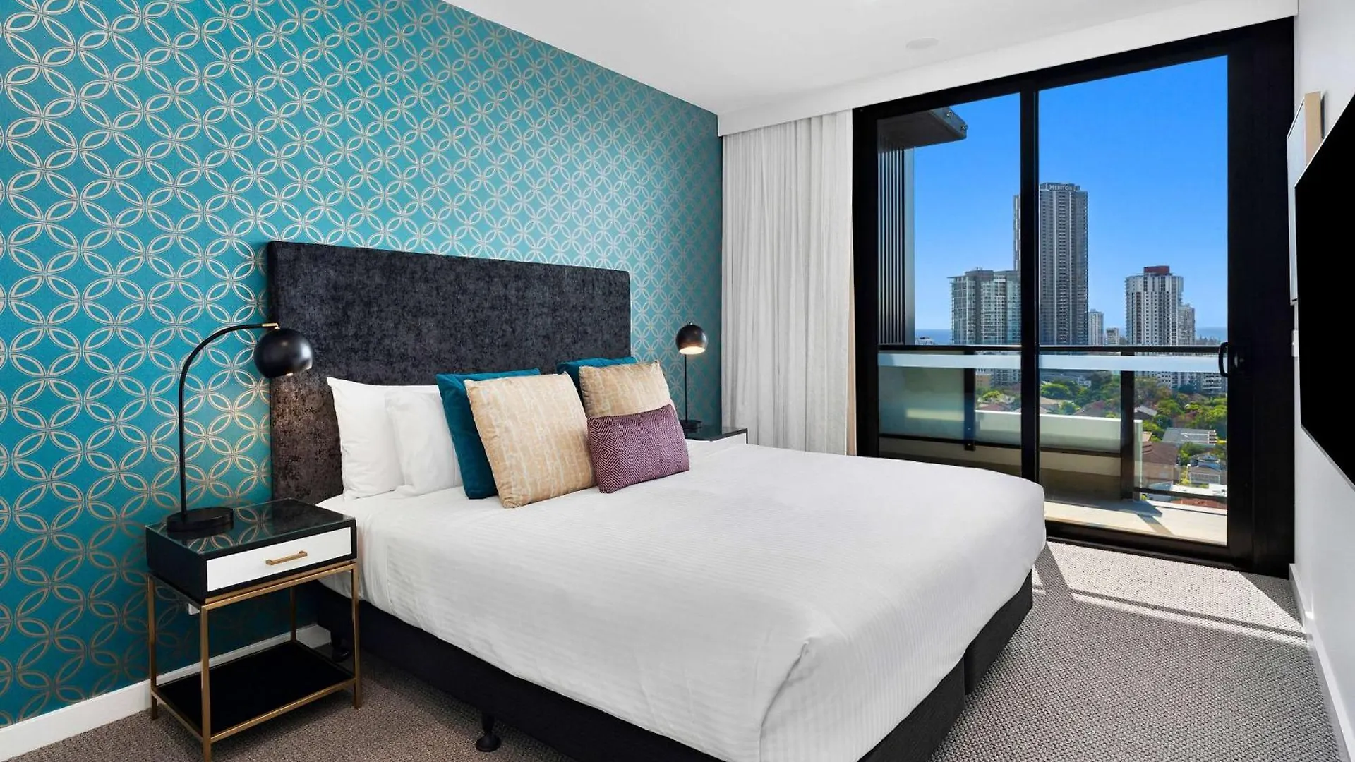 Tryp By Wyndham Southport 4*