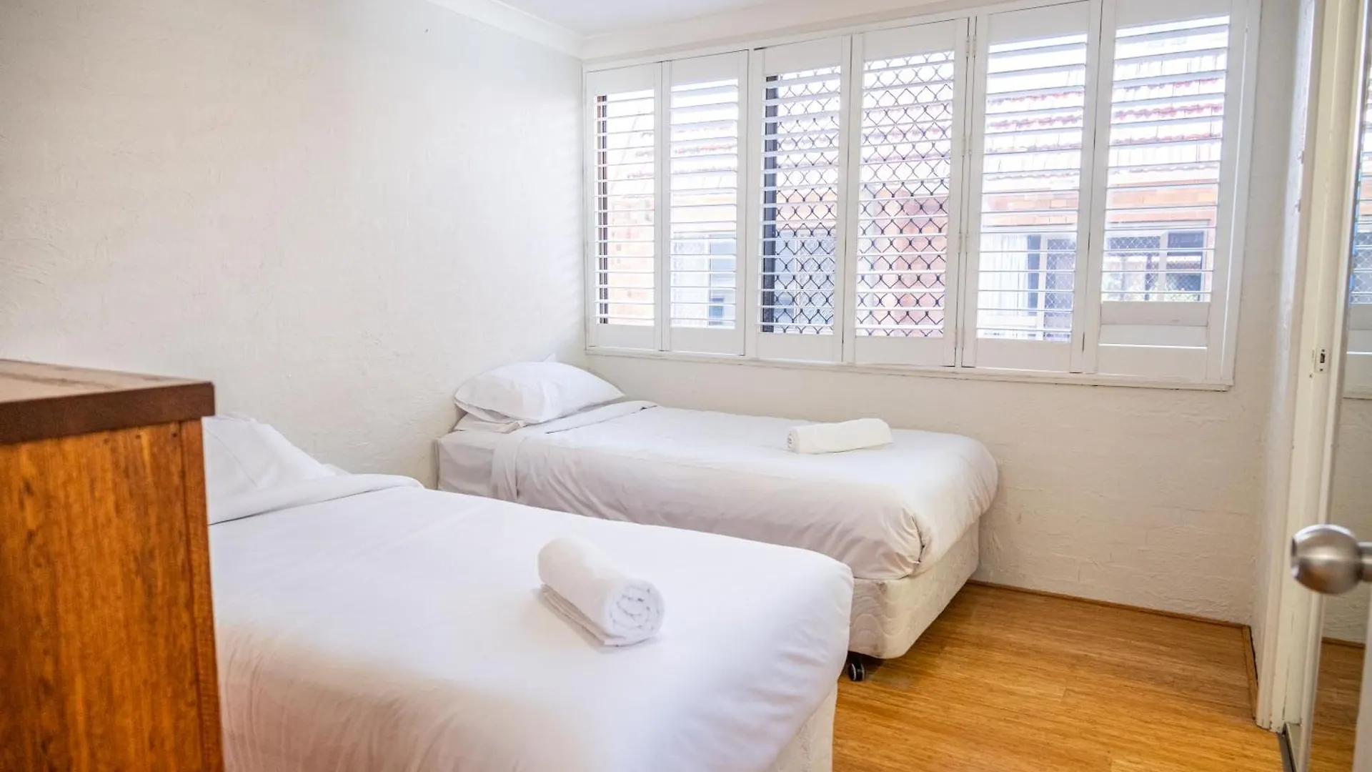 Sunbury Broadbeach Apartment