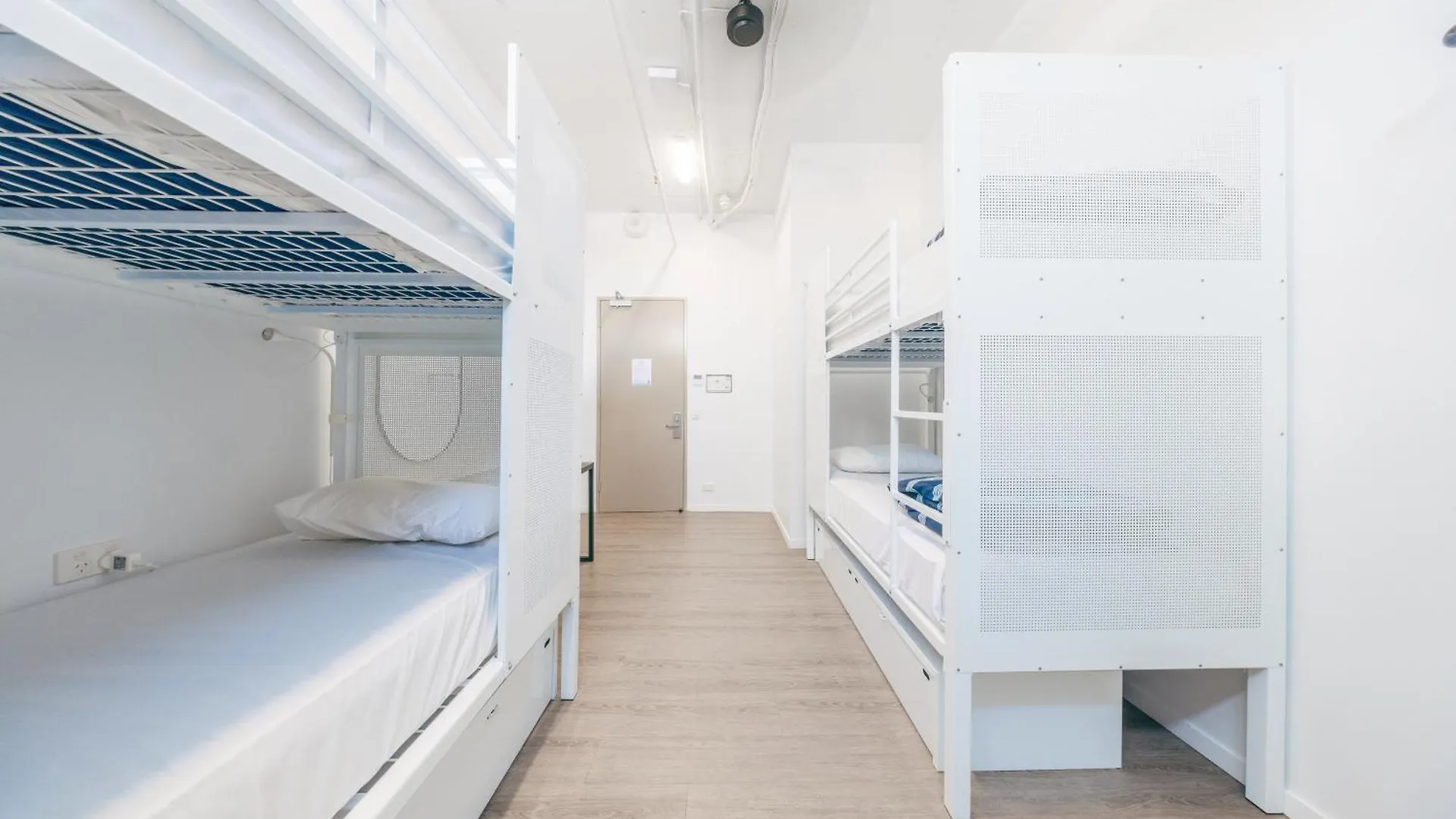 Maze Backpackers - Hostel