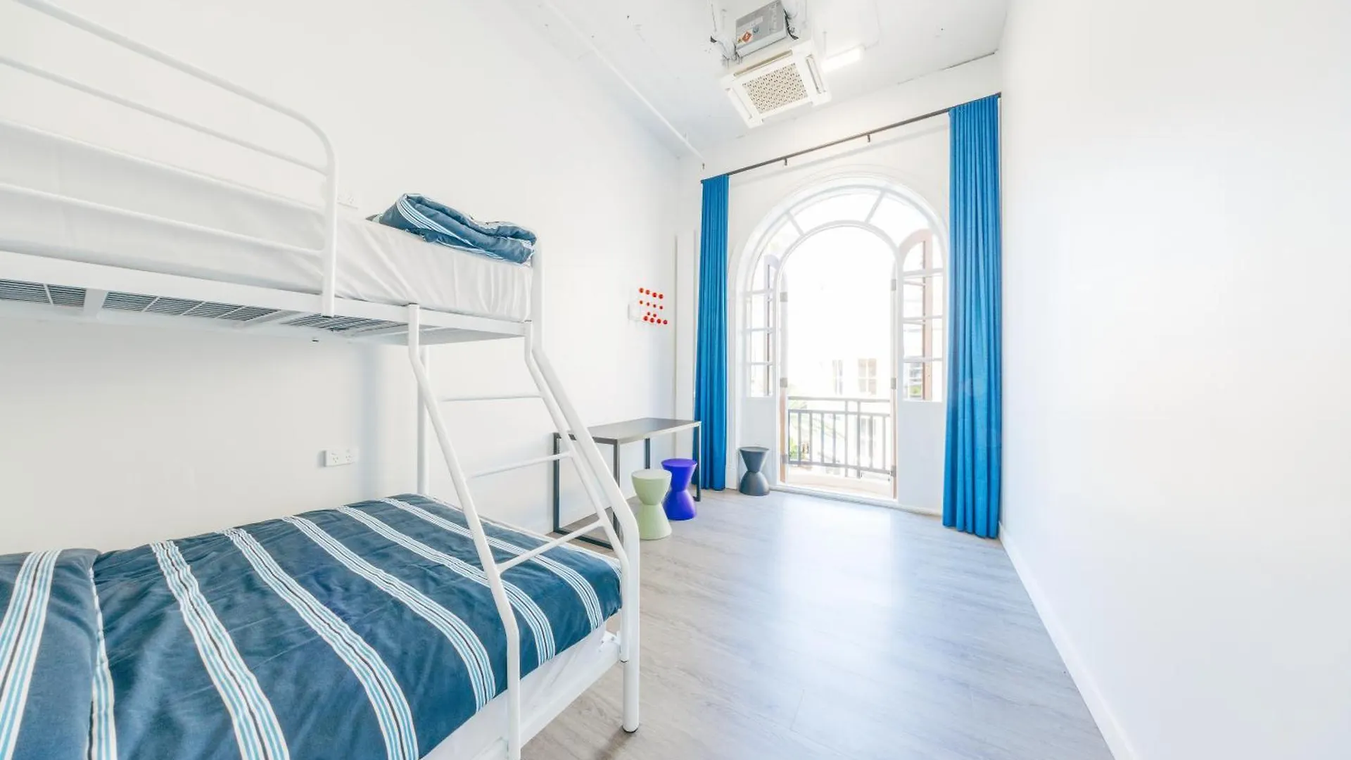 Maze Backpackers - * Gold Coast