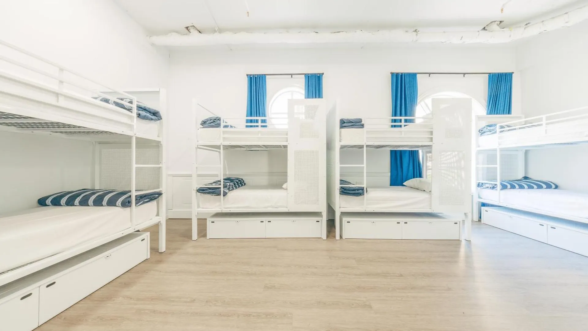 Maze Backpackers - *