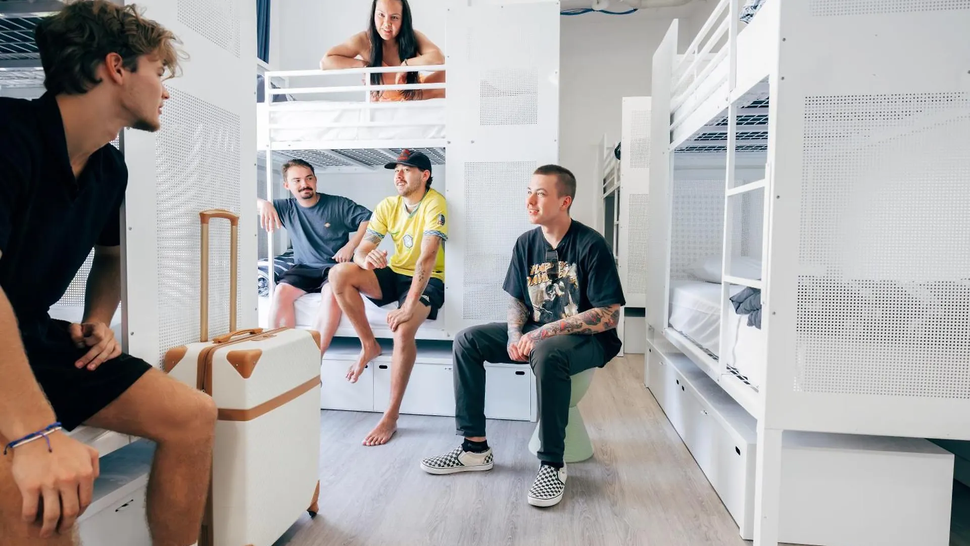 Maze Backpackers - Hostel