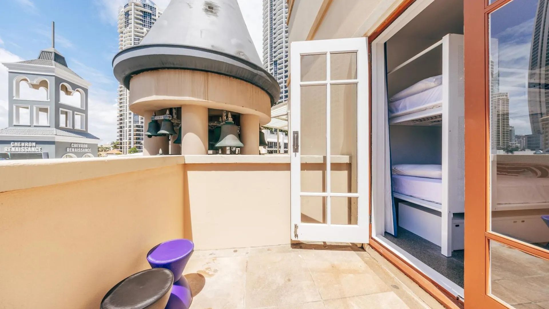 Maze Backpackers - * Gold Coast