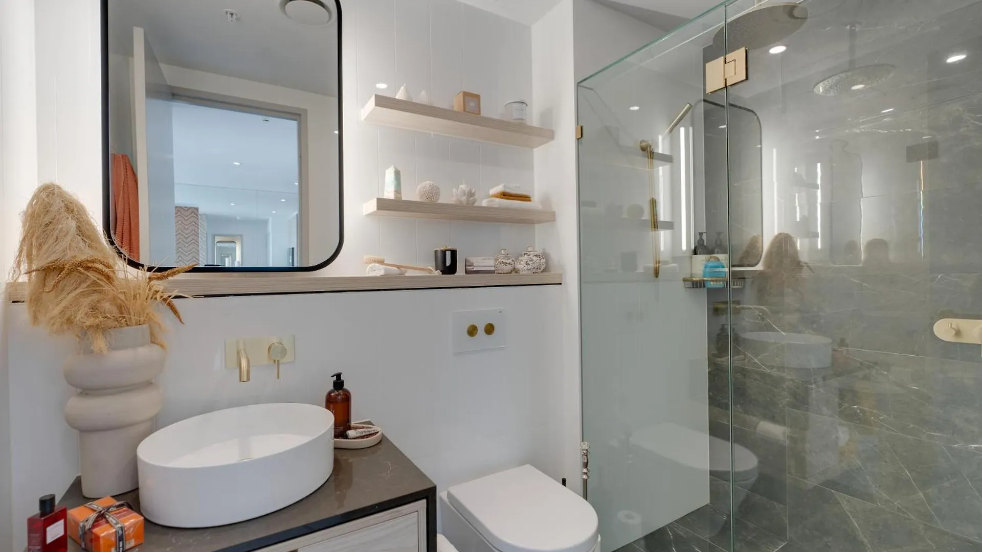 D-ocean Retreat Modern 3-bedroom *
