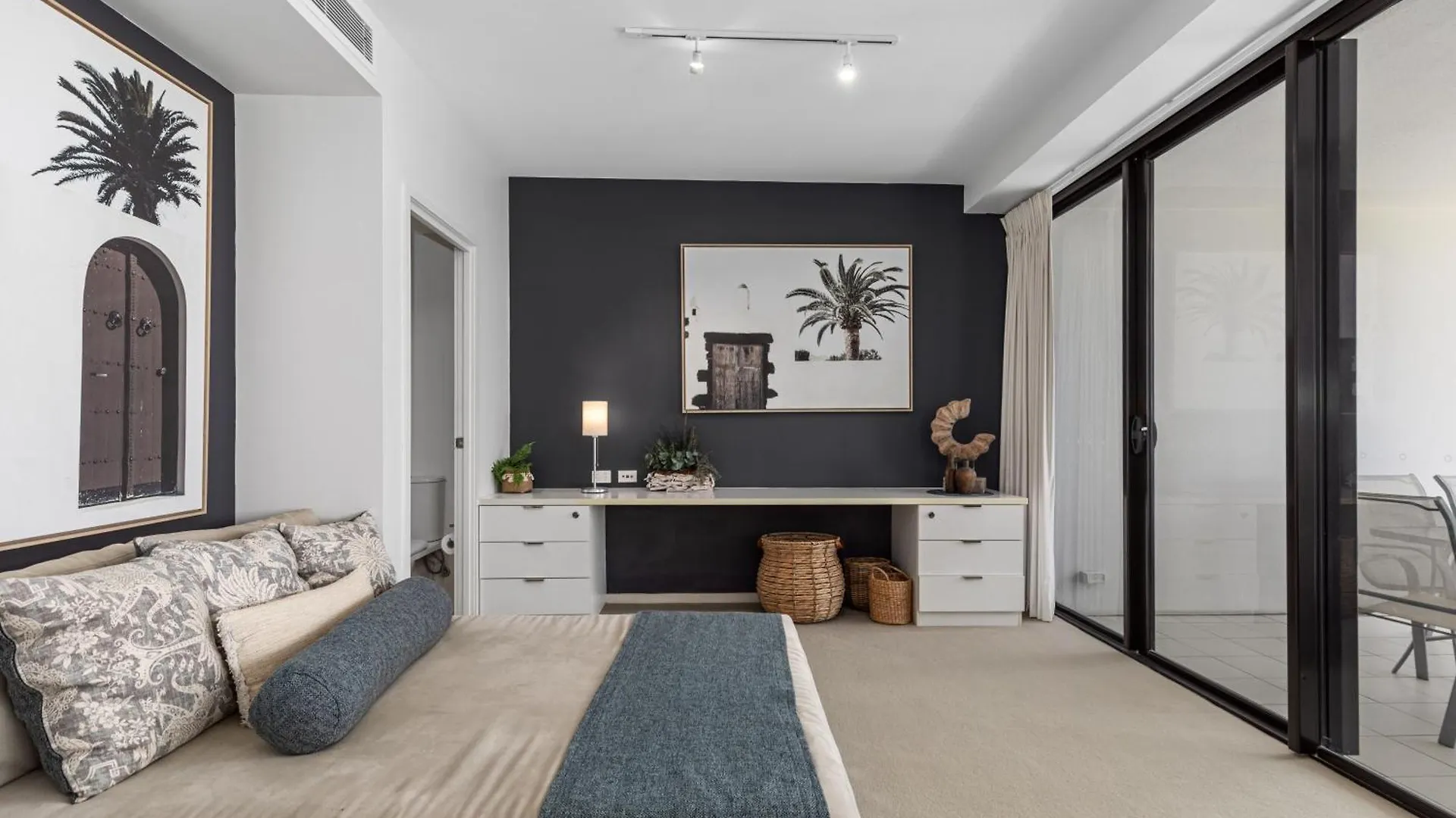 Ultra Broadbeach Rezort