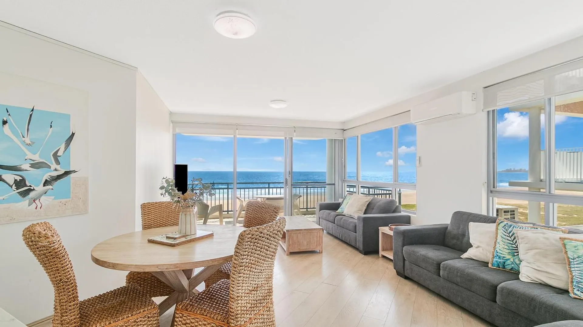 Oceanside - Absolute Beachfront Aparthotel 4*
