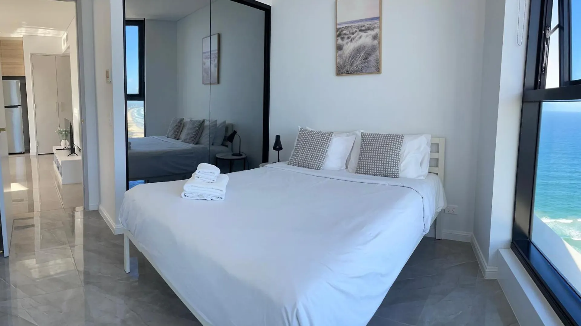 Serain Residences On 88 Esplanade Surfers Paradise