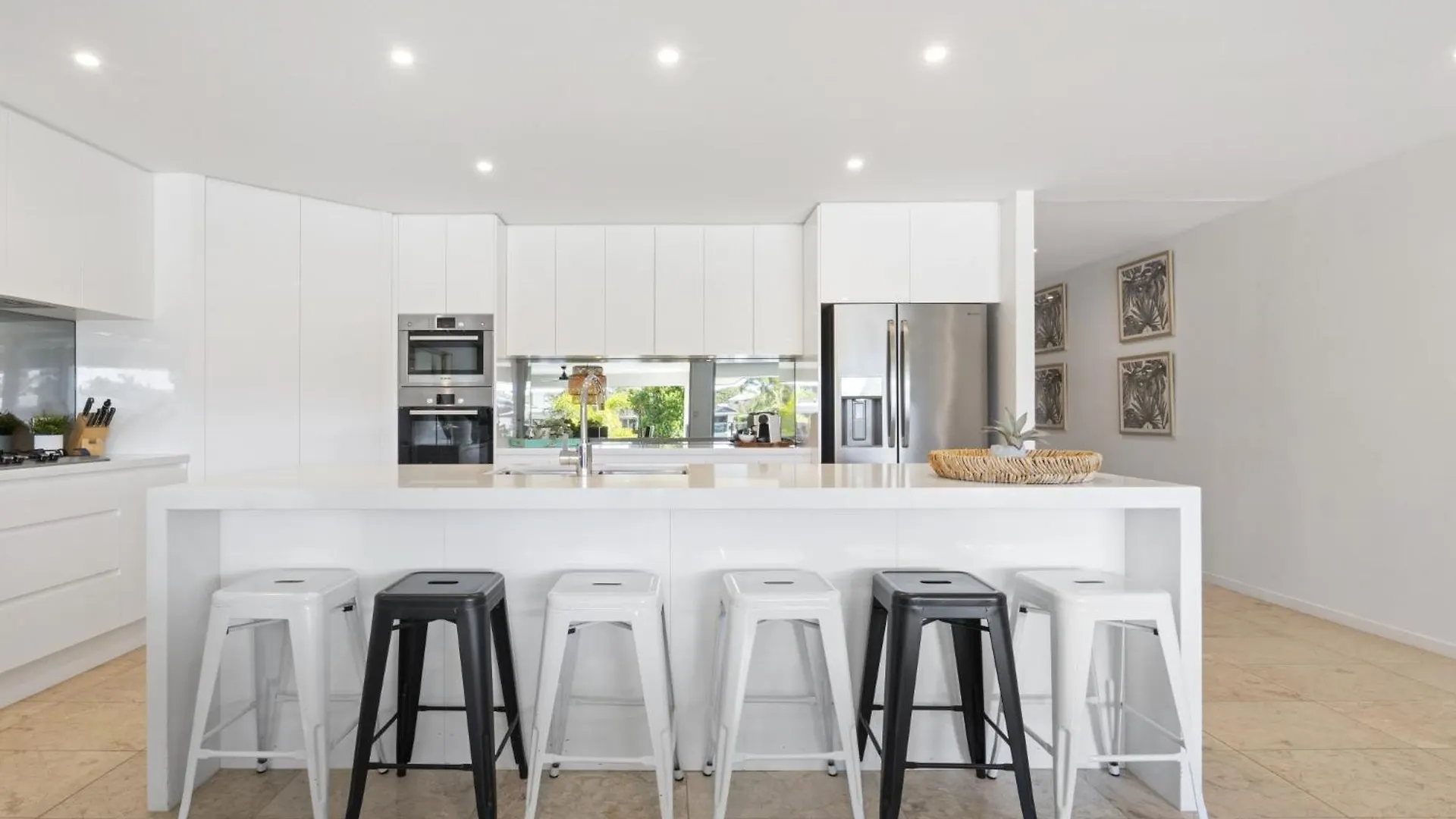 Seaclusion Broadbeach * Gold Coast