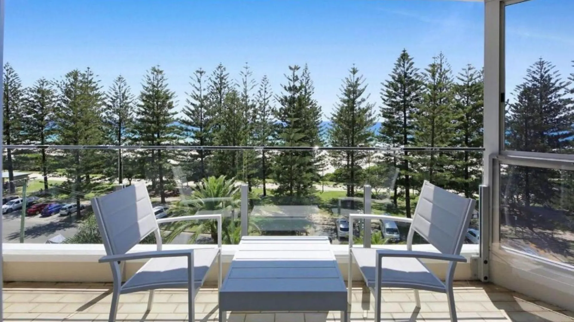 Ocean Front Breeze At Cashelmara Apartment Gold Coast