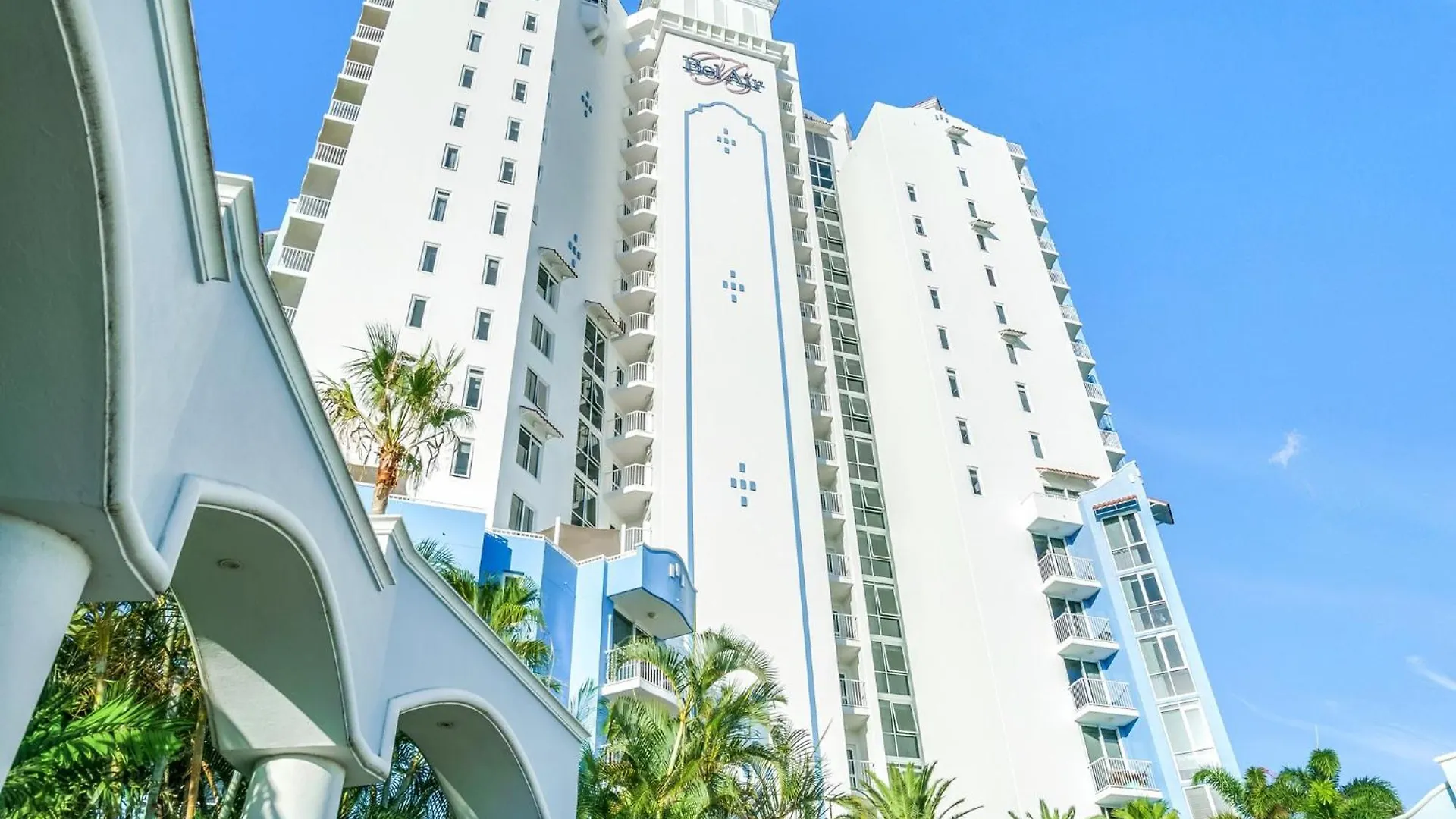 Ocean View 2-bed With Pools, Spa, Sauna, Gym & Bbq *