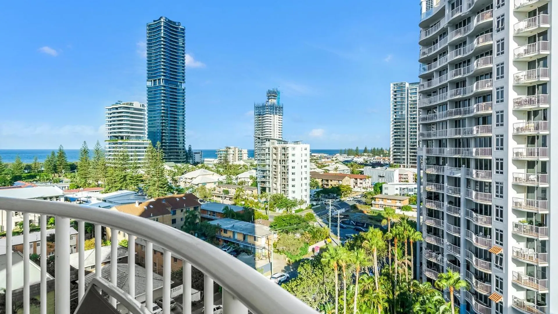 Ocean View 2-bed With Pools, Spa, Sauna, Gym & Bbq Apartman Gold Coast