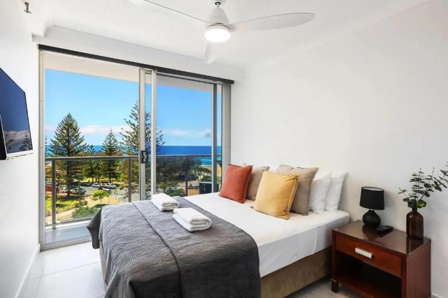 Paradise Beachfront Escape 黄金海岸
