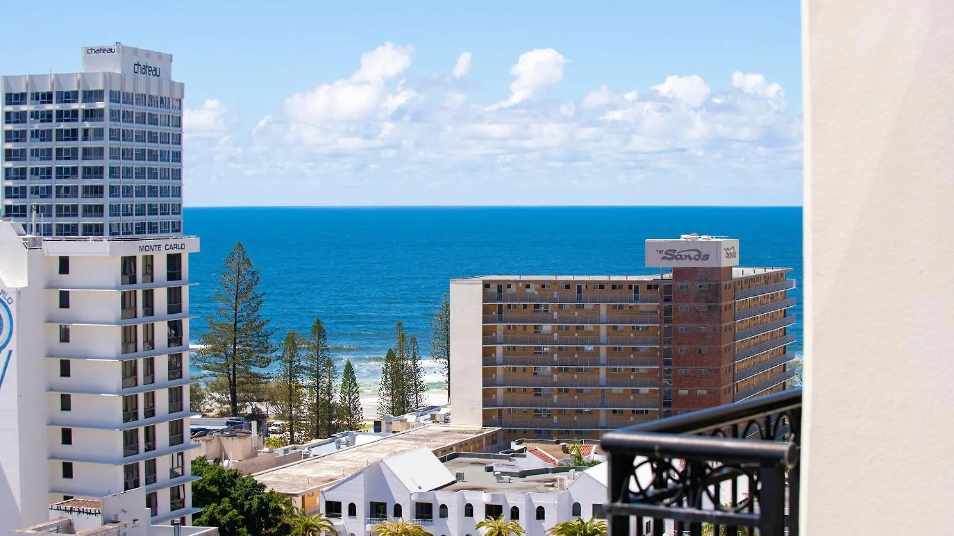 Chevron Renaissance Two Bedroom Ocean Views - Coasthm Apartment *