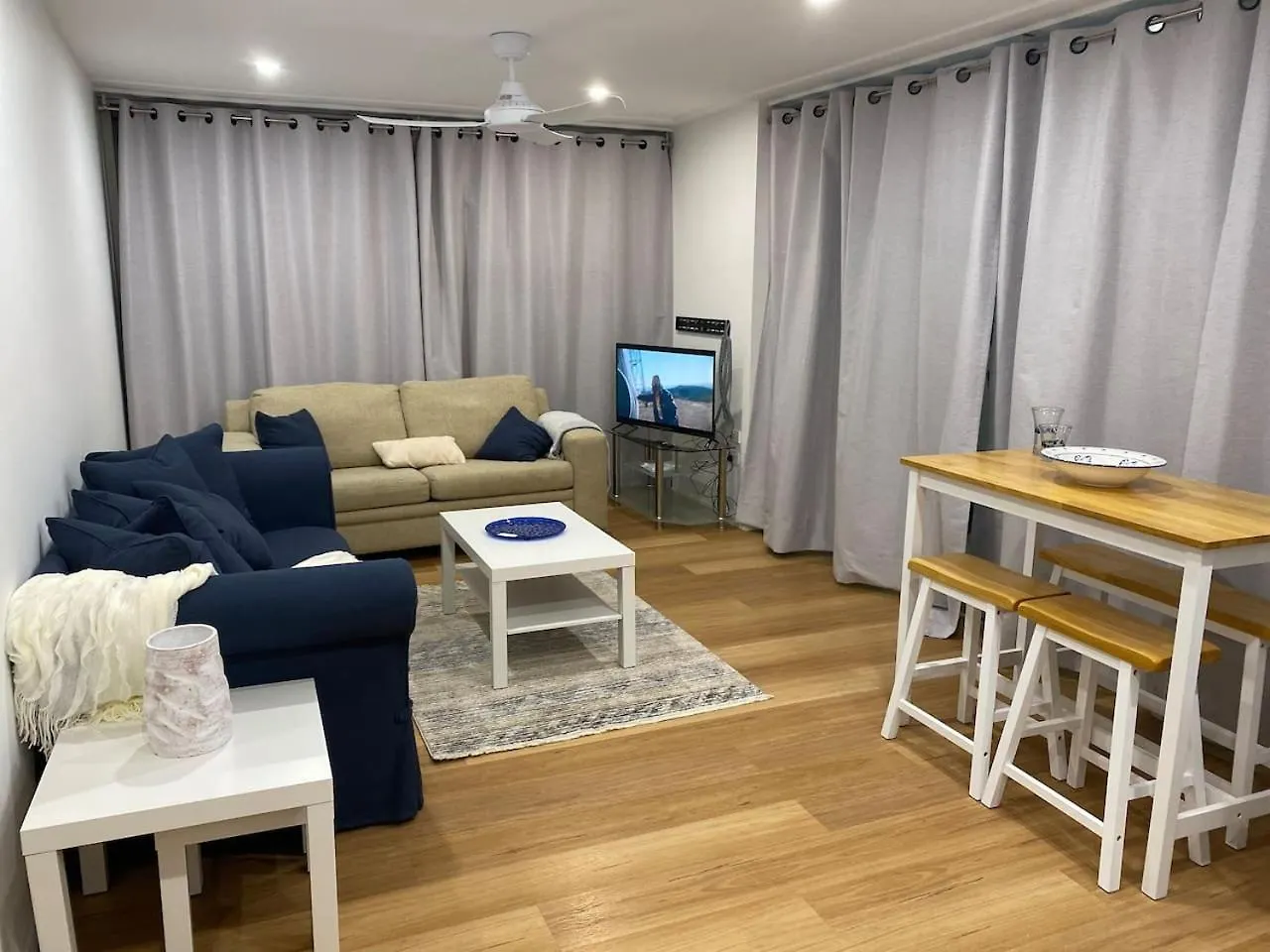 Lejlighed Tjs Beachside Broadbeach - Views, Wifi Gold Coast