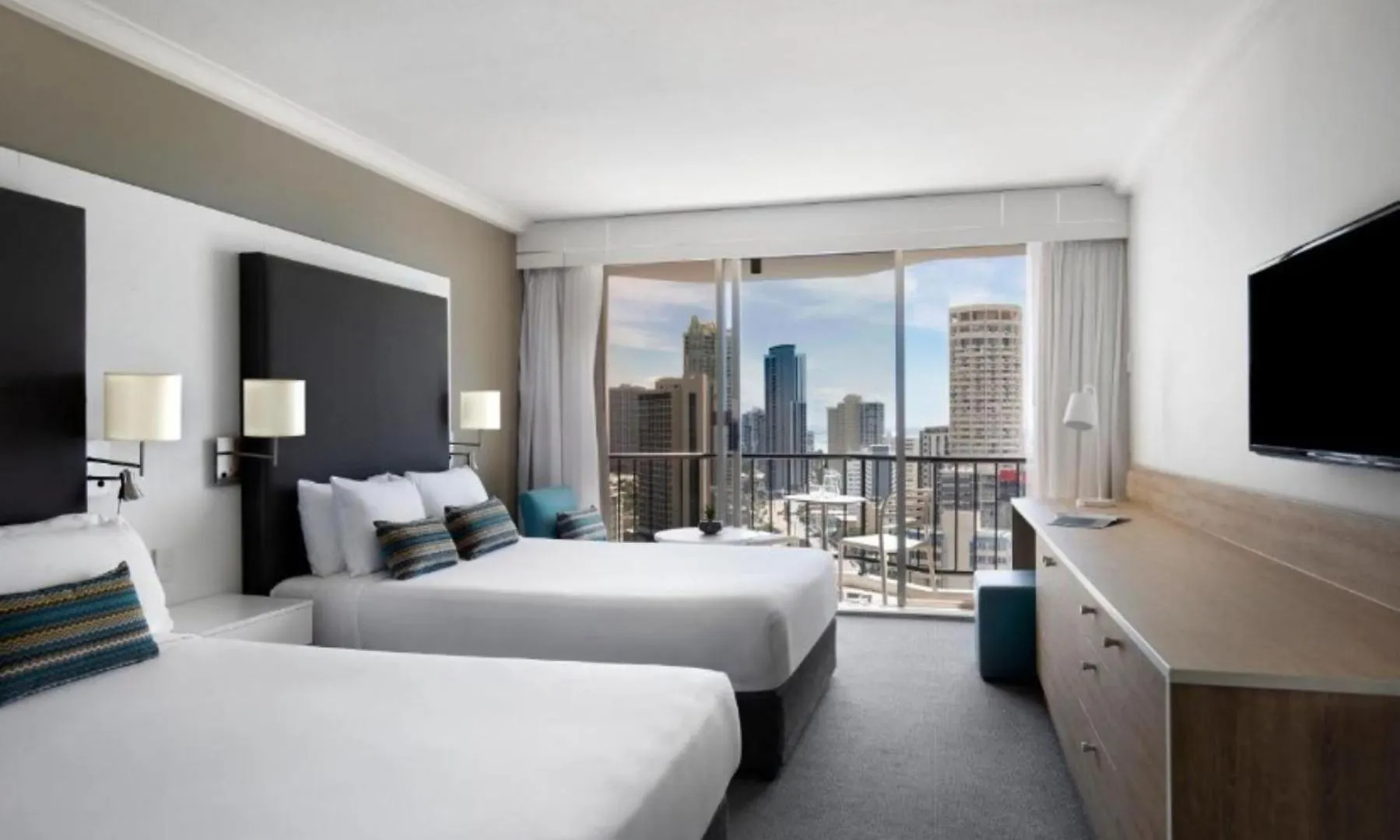 Sea View Heart Of Surfers Paradise
