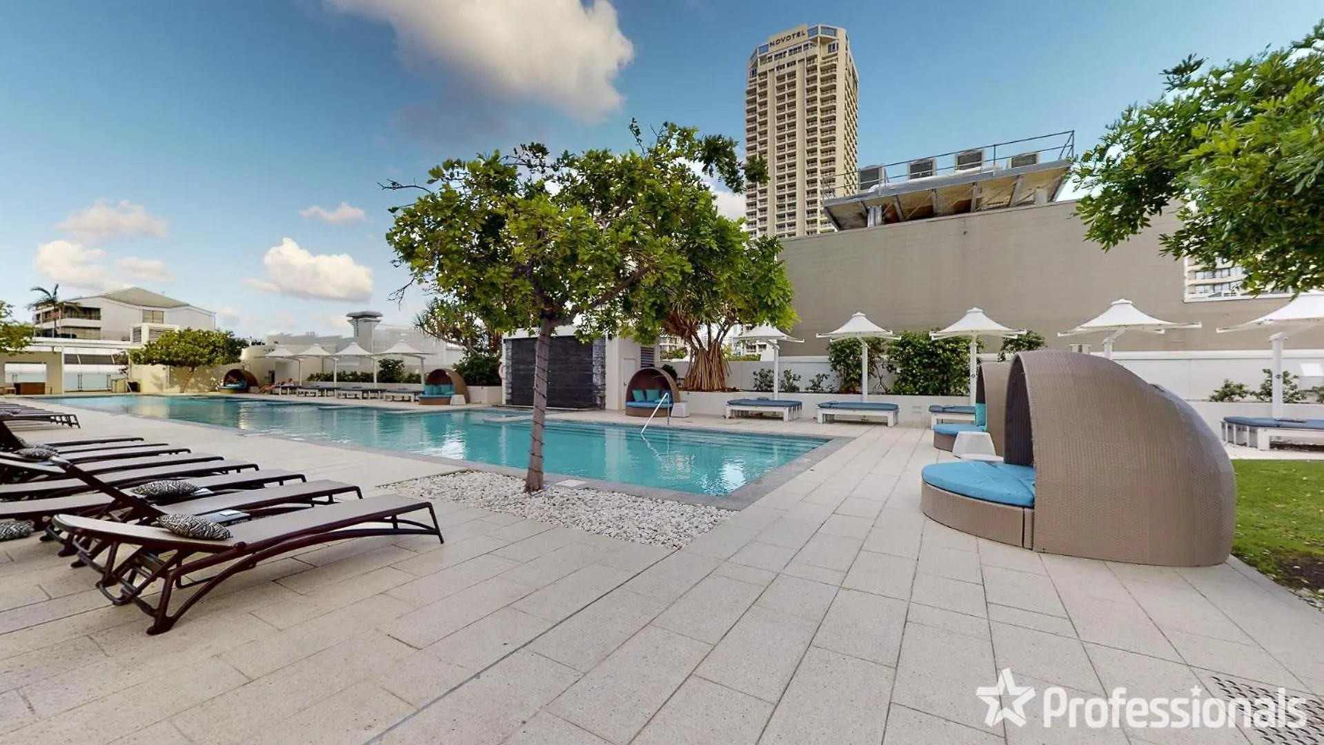 Number 1 H Residences - Wifi, Parking & By Holidays شقة *