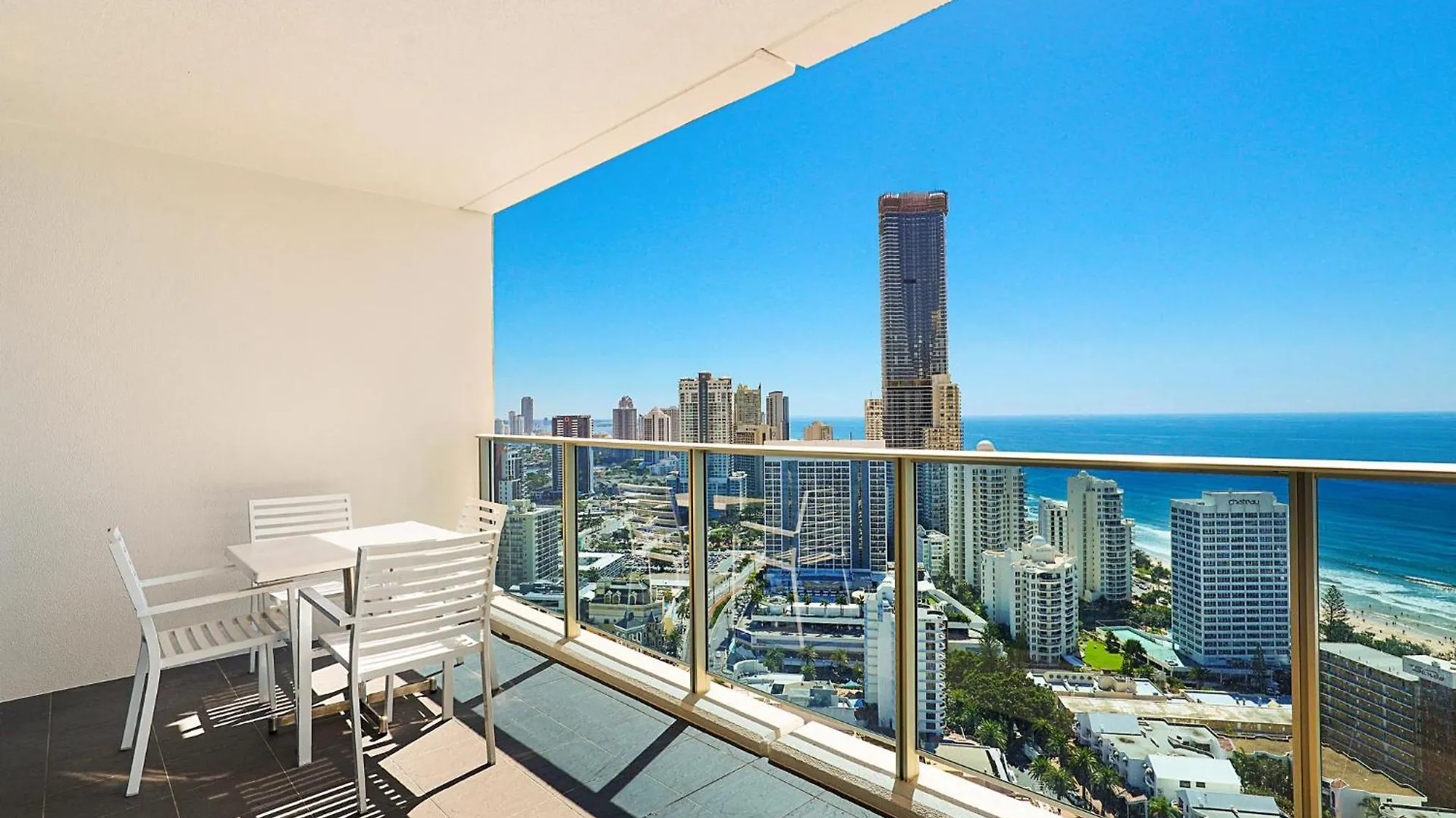 Number 1 H Residences - Wifi, Parking & By Holidays شقة *