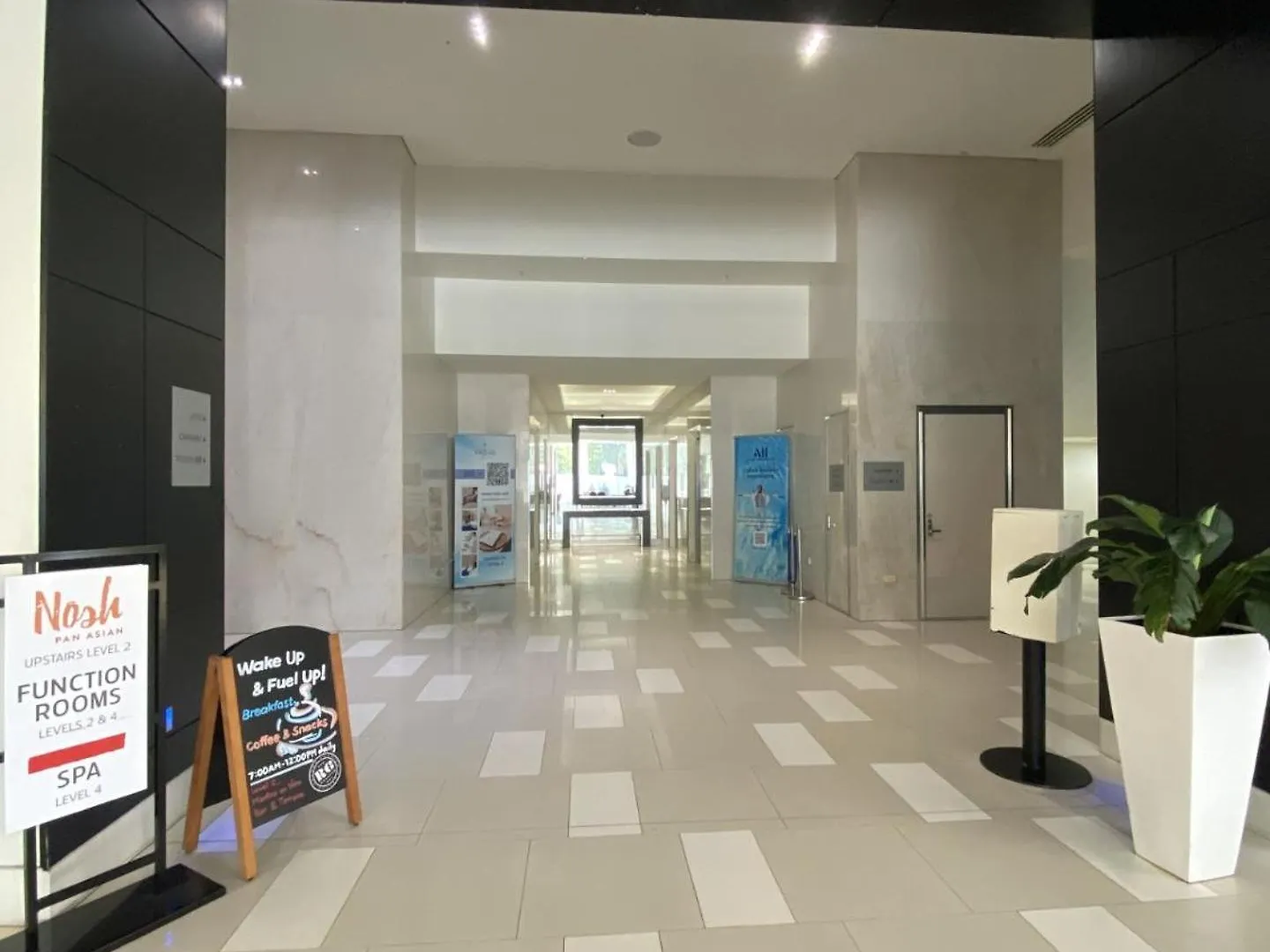 Sea View Heart Of Surfers Paradise Hotel
