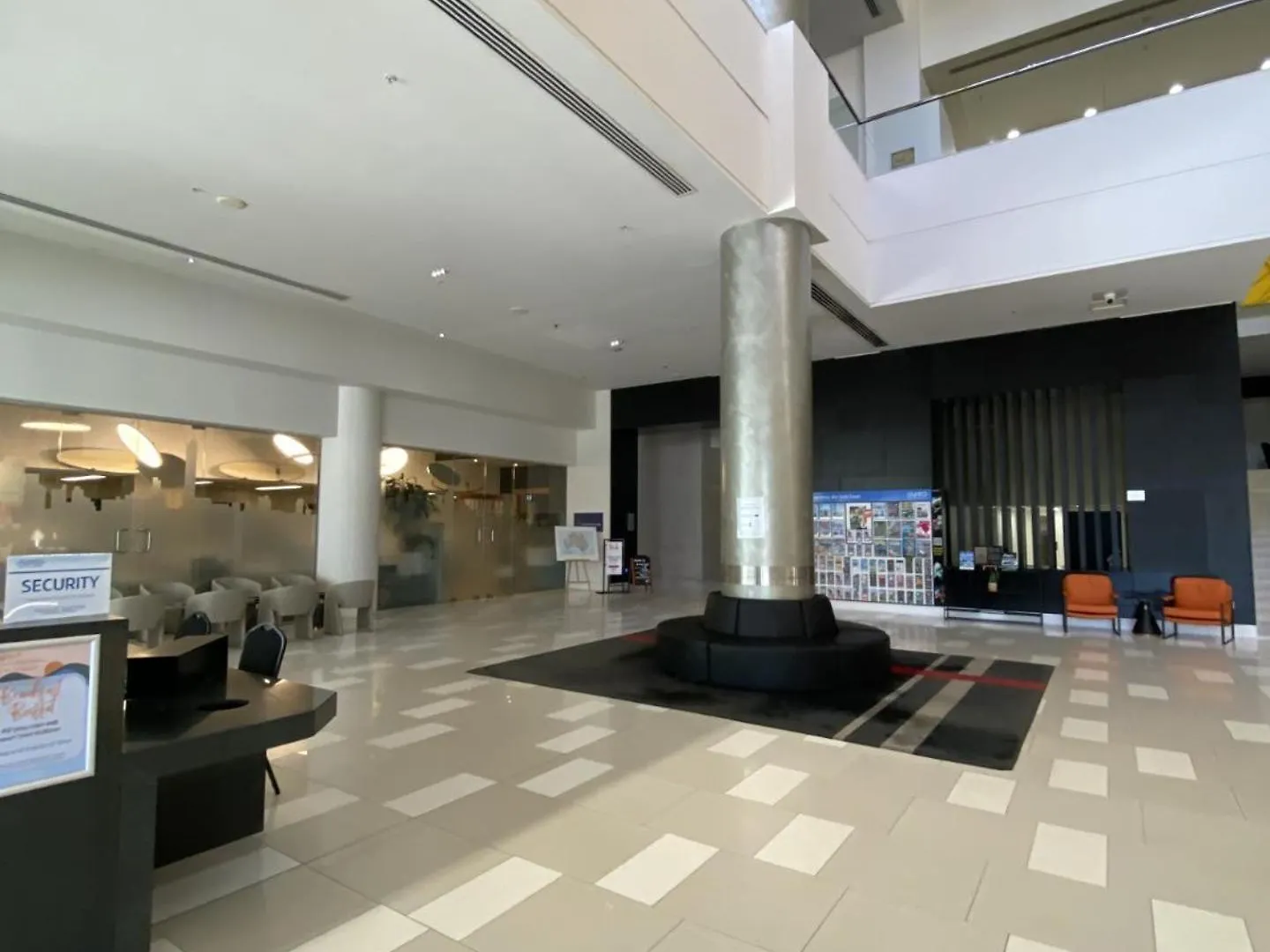 Sea View Heart Of Surfers Paradise מלון 4*