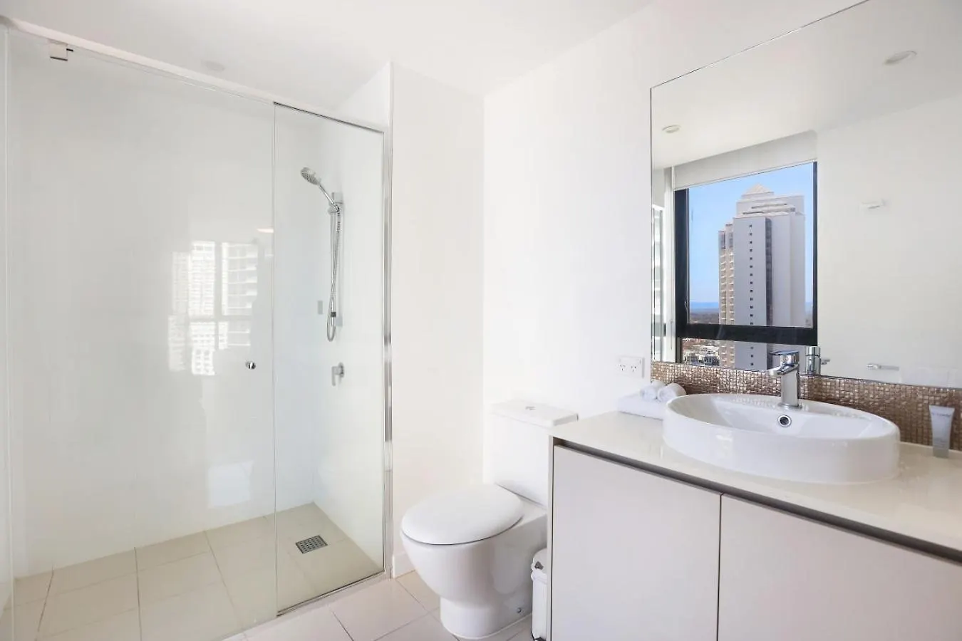 Rhapsody Surfers Paradise Beachfront Sleeps 6 - Optimise Gold Coast