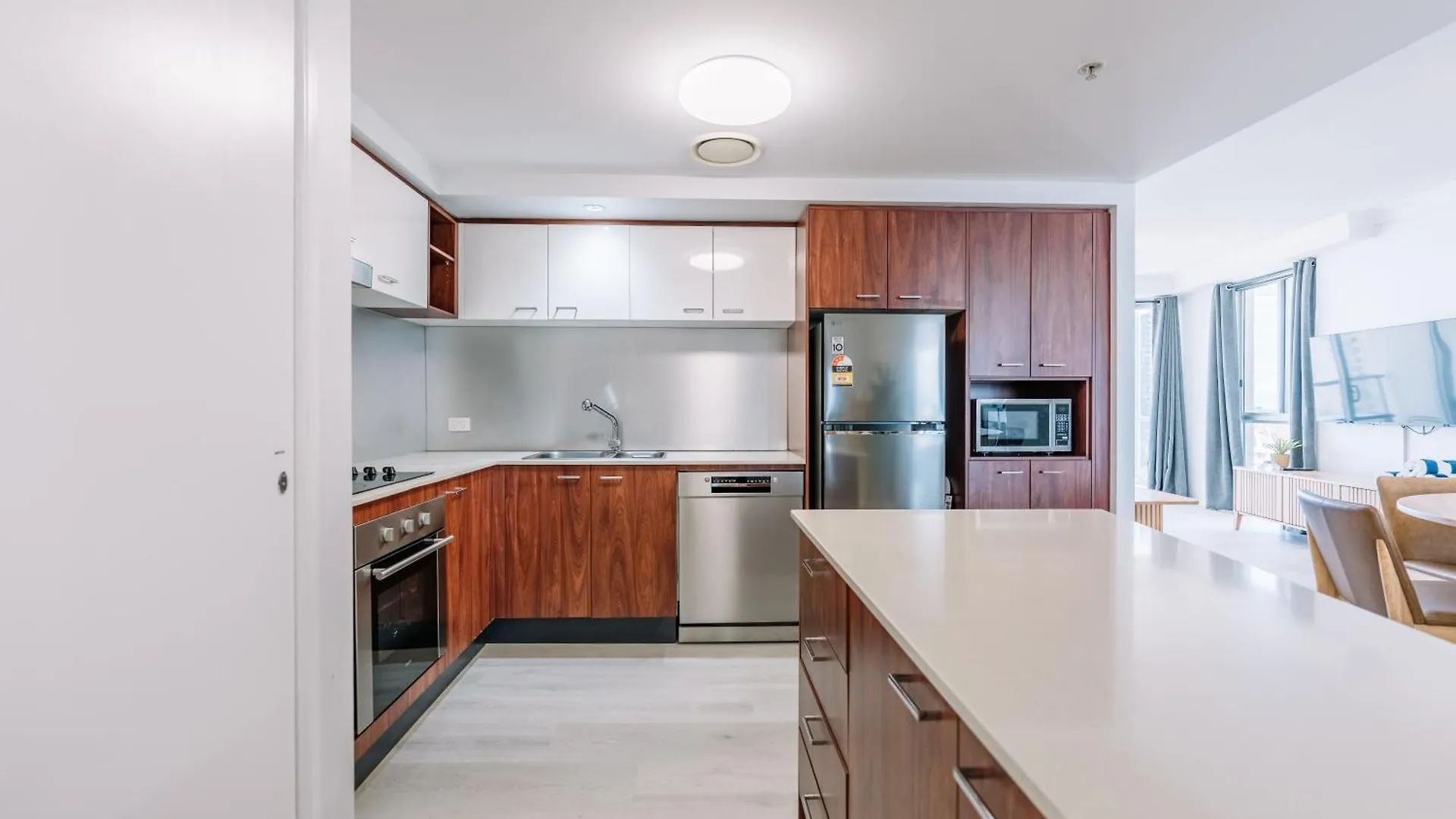 Style Chevron Surfers Paradise By Travels Gold Coast