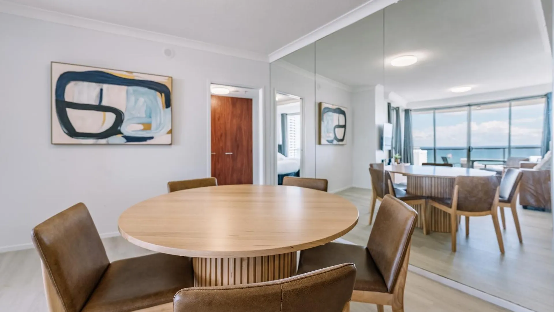 Apartmán Style Chevron Surfers Paradise By Travels *