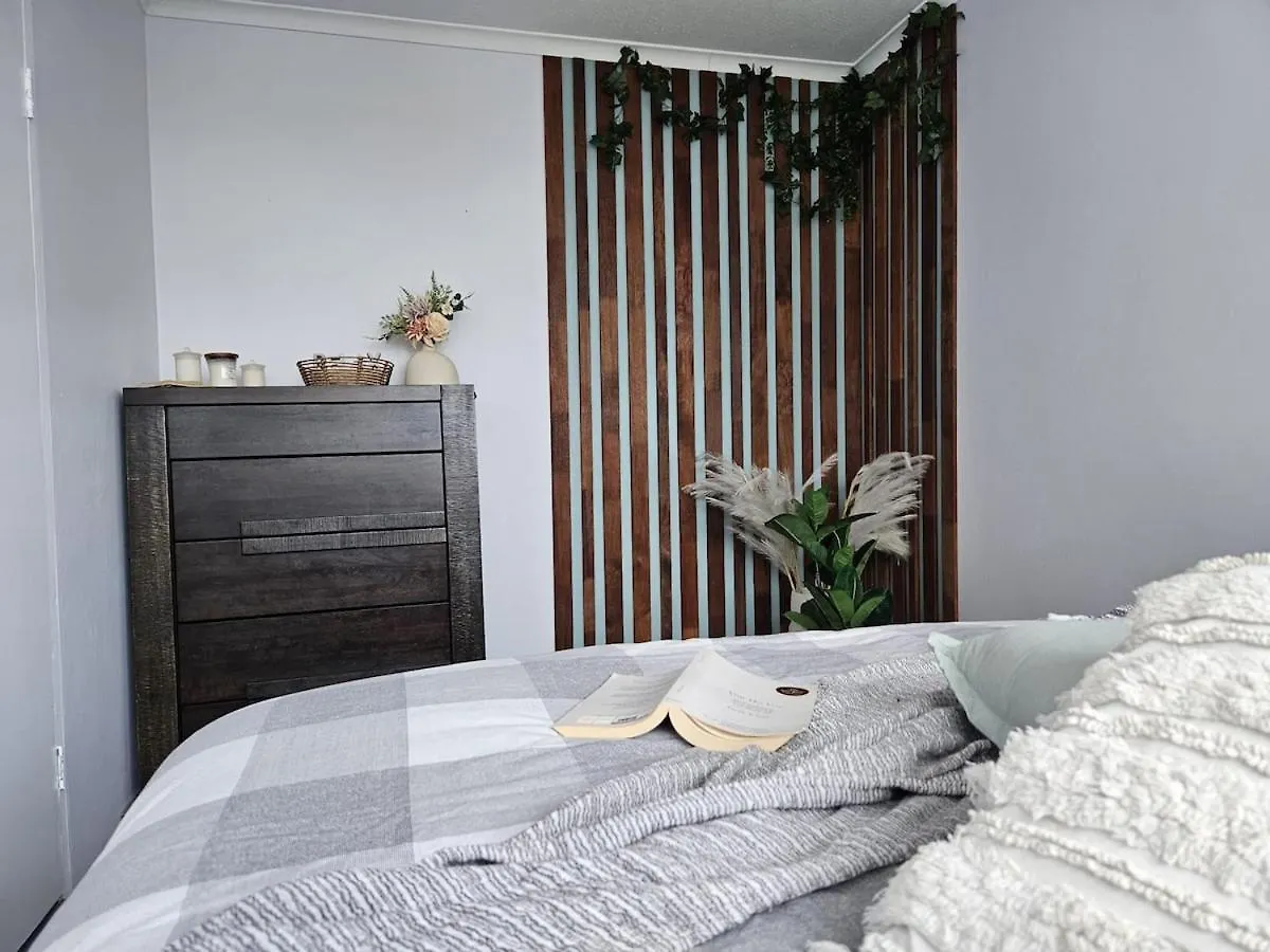 Lejlighed Beachfront Hideaway - Serenity By The Sea Gold Coast