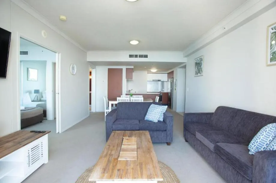 Apartamento Towers Of Chevron - Private