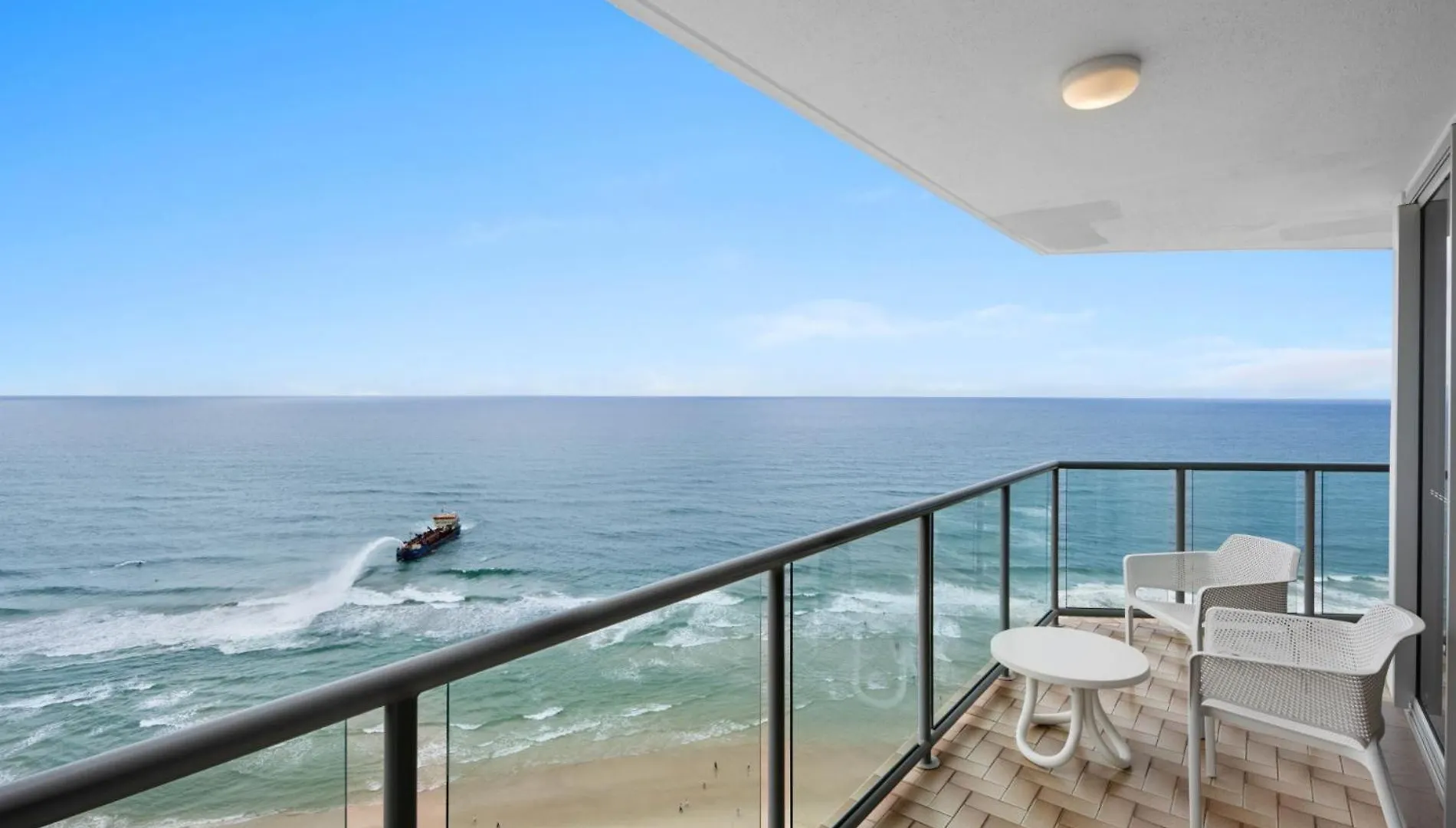 Peninsula Surfers Paradise - Hosted By Coastal Letting *