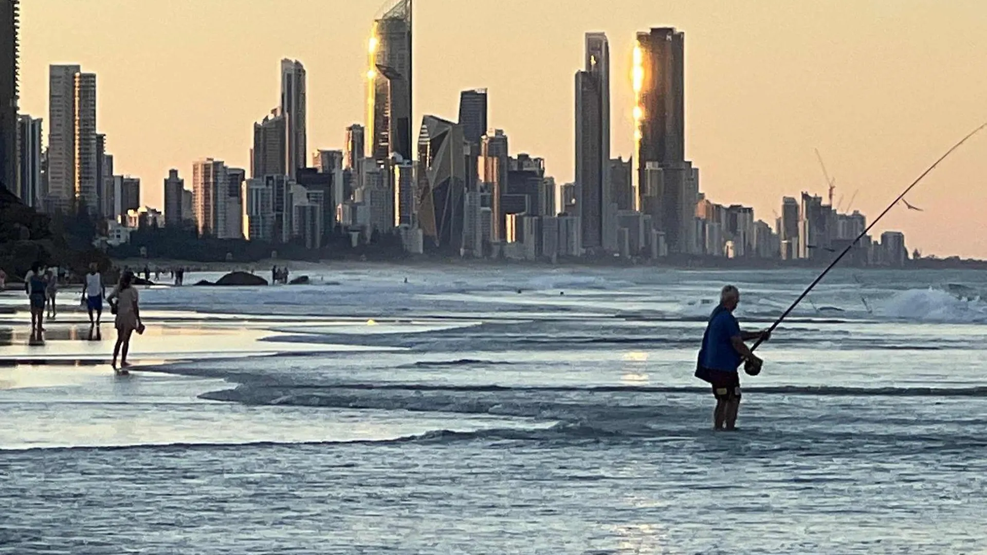 2 Bdrm In 'aquarius' Surfers Broadbeach *