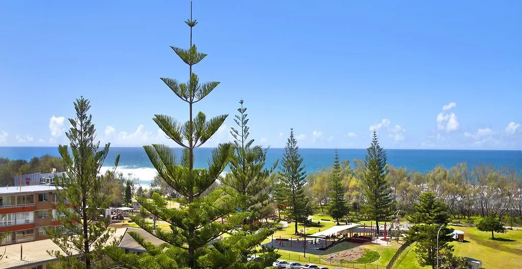 Aparthotel The Ritz Heated Pool Gold Coast