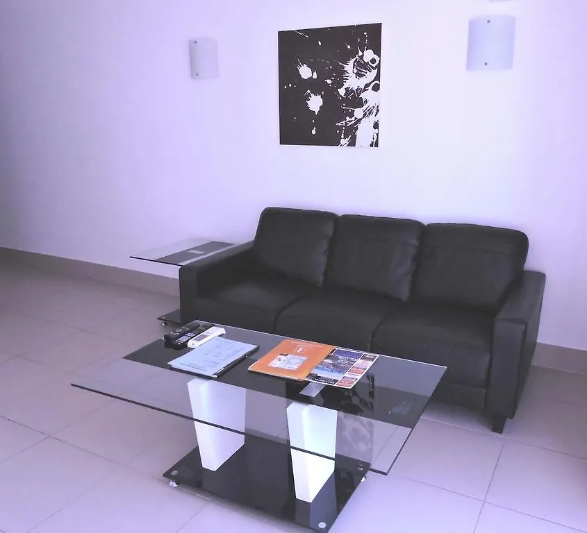 Broadbeach Travel 3*