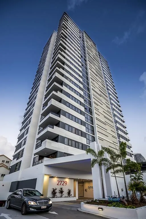 Synergy Broadbeach - Official מלון דירות 4*