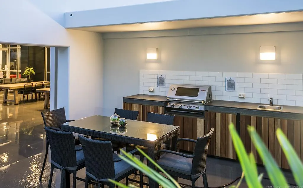 Synergy Broadbeach - Official גולד קוסט