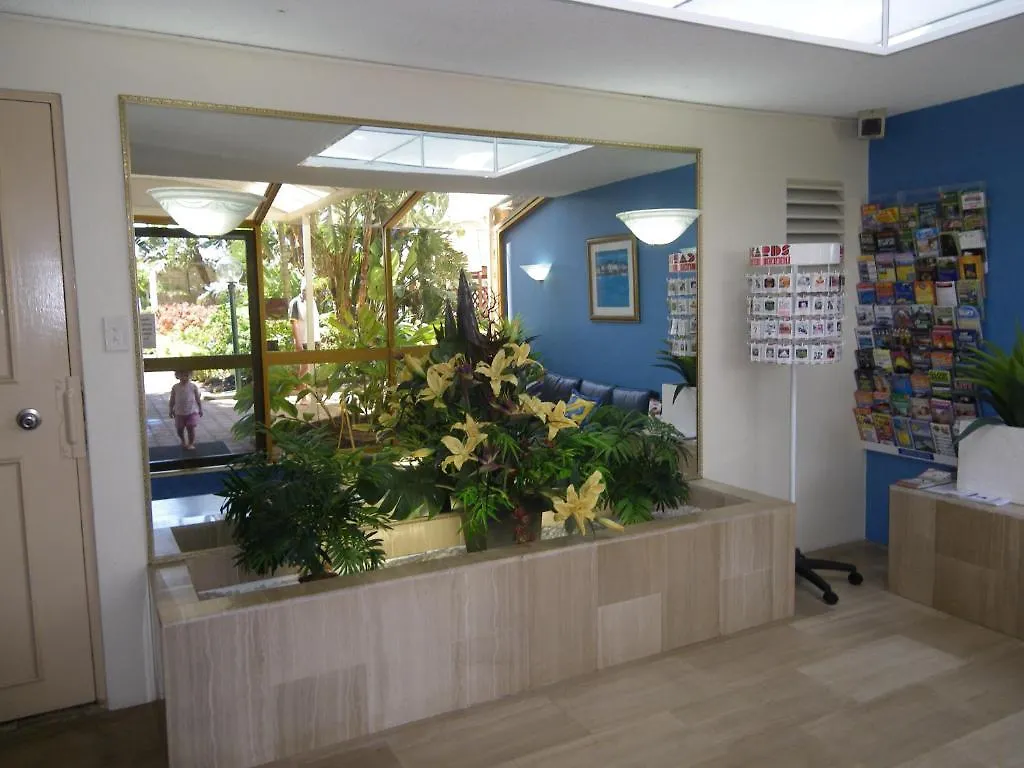 Pacific Surf Absolute Beachfront Голд-Кост