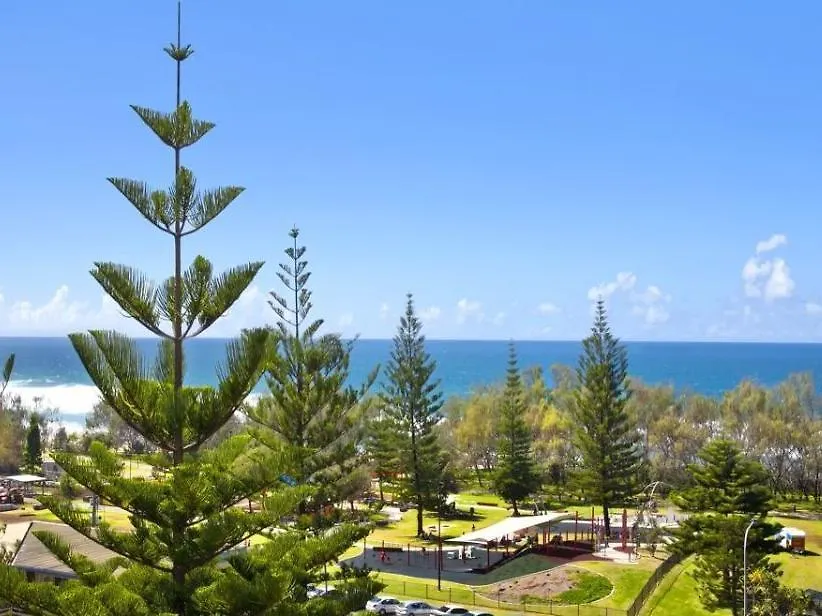The Ritz Heated Pool 4* Gold Coast
