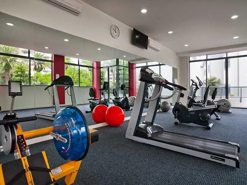 Meriton Serviced Aqua Street Aparthotel Gold Coast