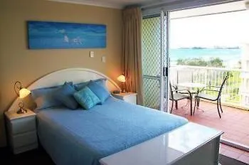 Crystal Beachfront 3* Gold Coast