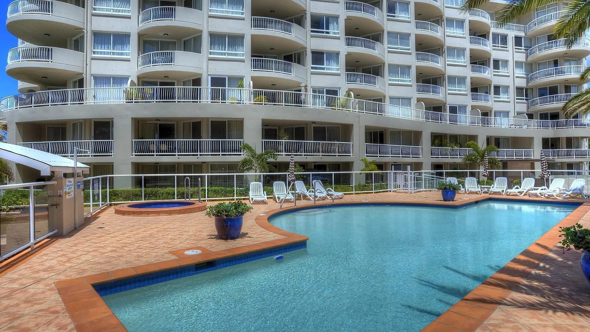 Kirra 4* Gold Coast