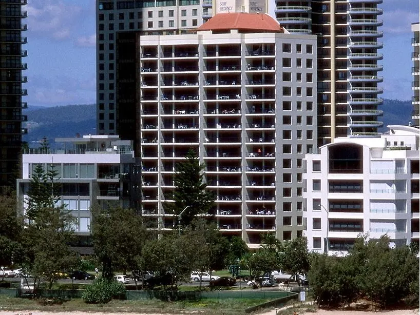 Surf Regency 3*