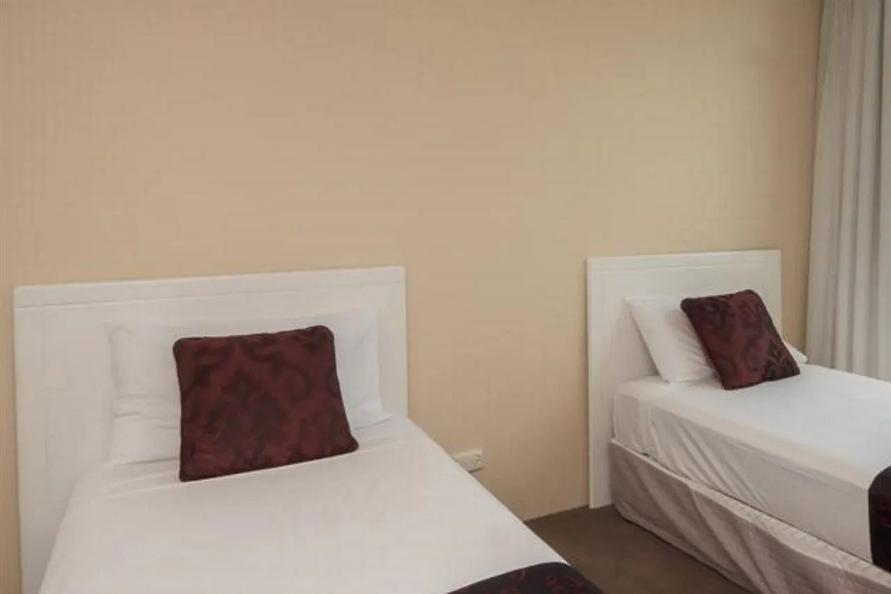Southern Cross Beachfront Ξενοδοχείο με διαμερίσματα 4*