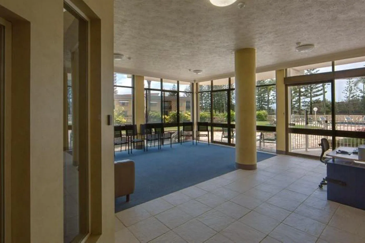 Southern Cross Beachfront Ξενοδοχείο με διαμερίσματα 4*