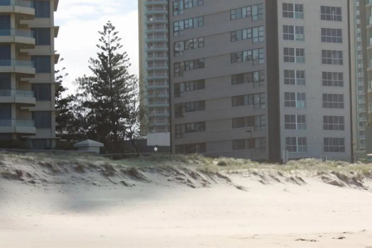President - Absolute Beachfront Hotel apartamentowy 3*