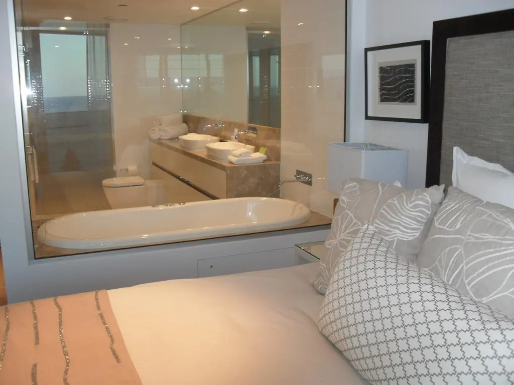 Soul Surfers Paradise 3 Bedroom غولد كوست