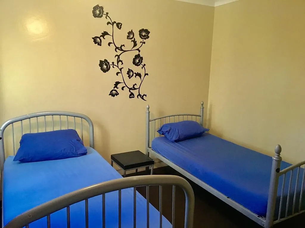 Maxmee Backpackers Gold Coast