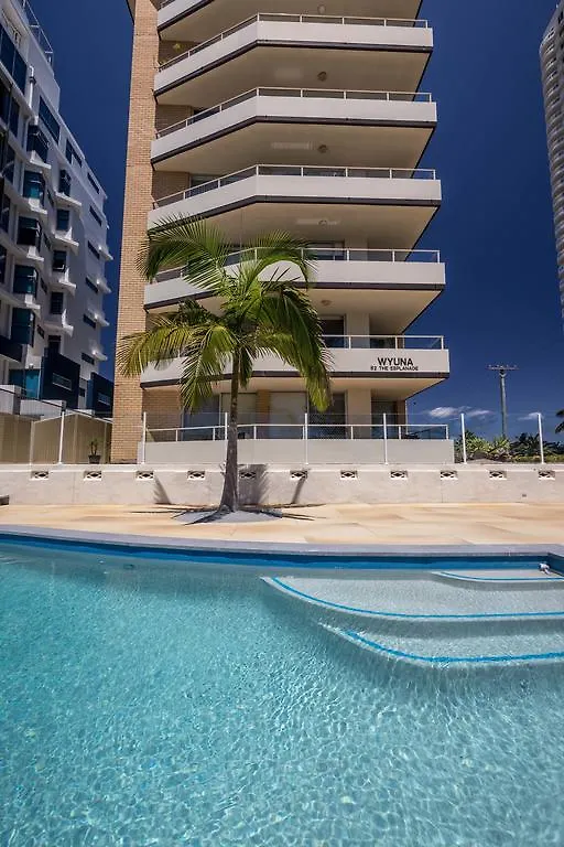 Wyuna Beachfront Apartahotel Gold Coast
