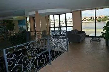 سبيكترم هوليداي 3*