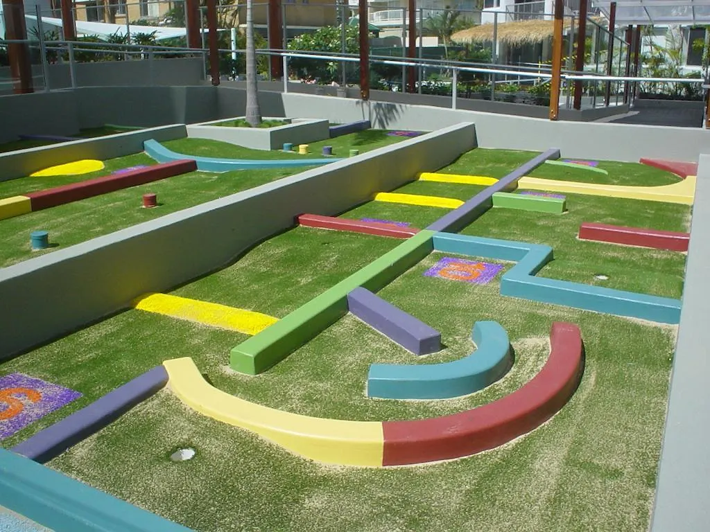 אתר נופש Mariner Shores Club גולד קוסט