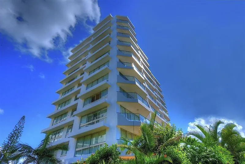 Wyuna Beachfront Apartahotel 3*